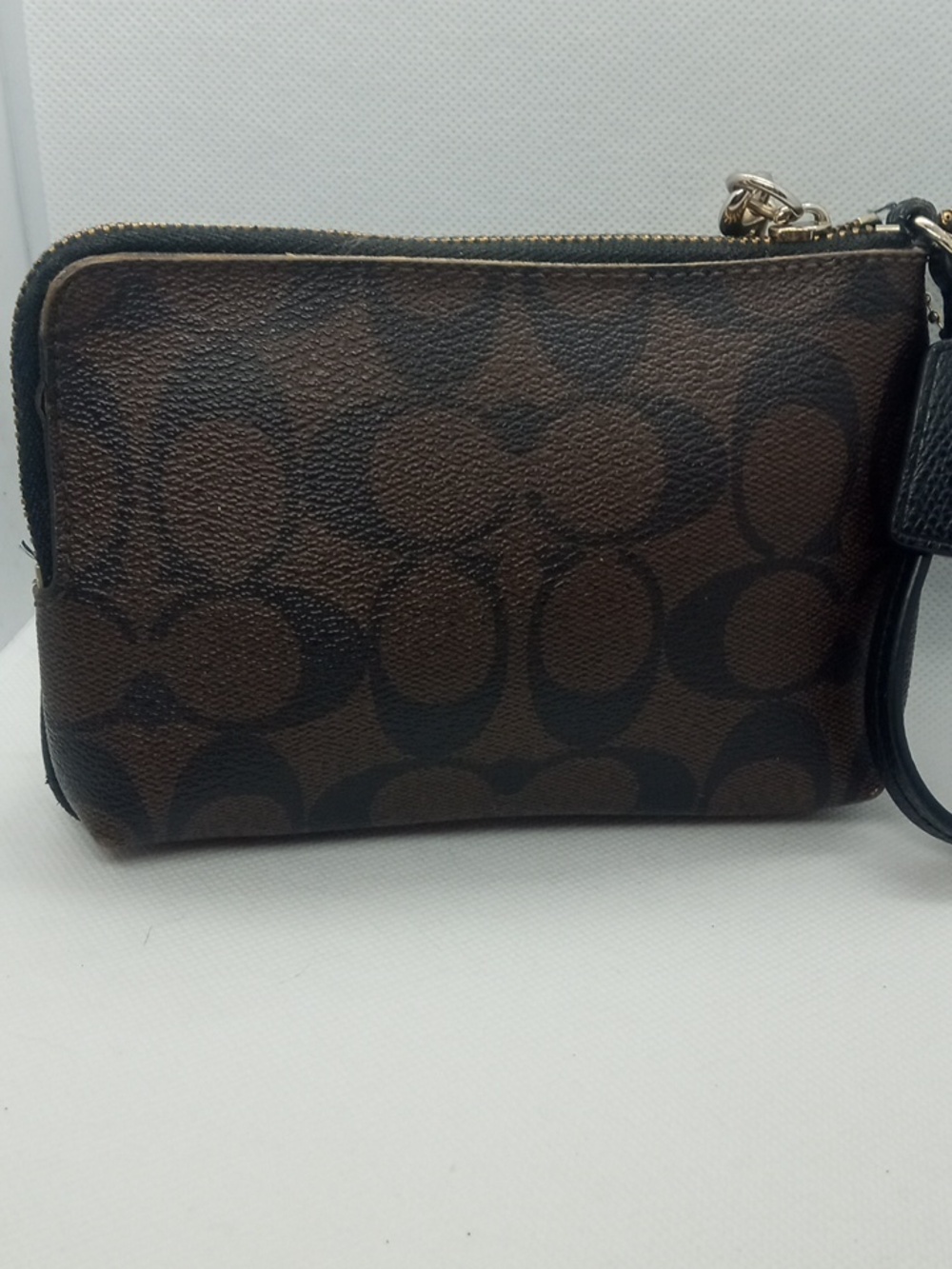 COACH SIGNATURE WRISTLET - Picture 5 of 12